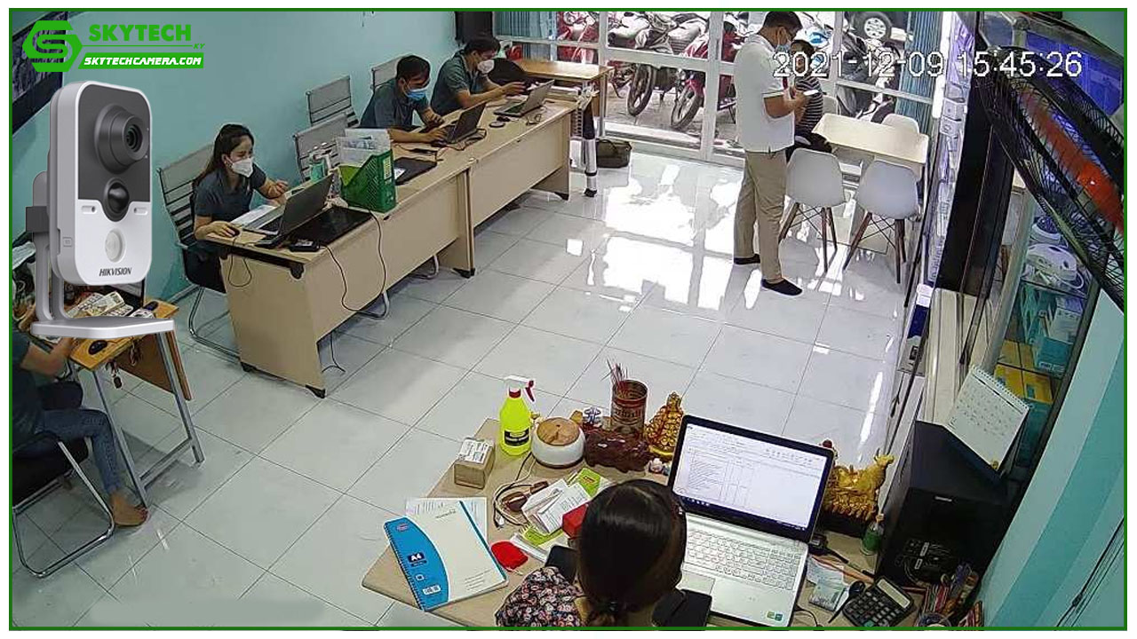 camera-hikvision-ds-2cd2420f-iw-2-mp-wifi-bao-dong-2