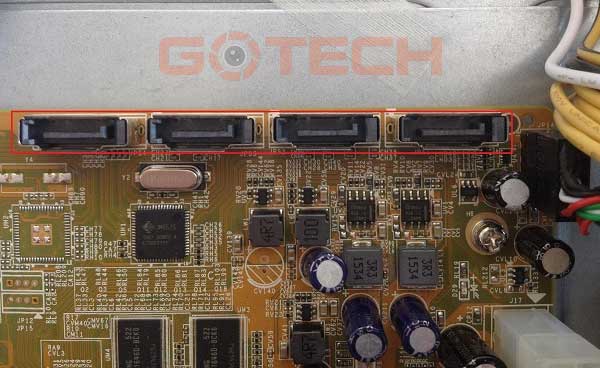 gan-day-sata-va-day-nguon-vao-o-cung