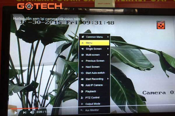 nhan-chuot-phai-vao-khung-cua-so