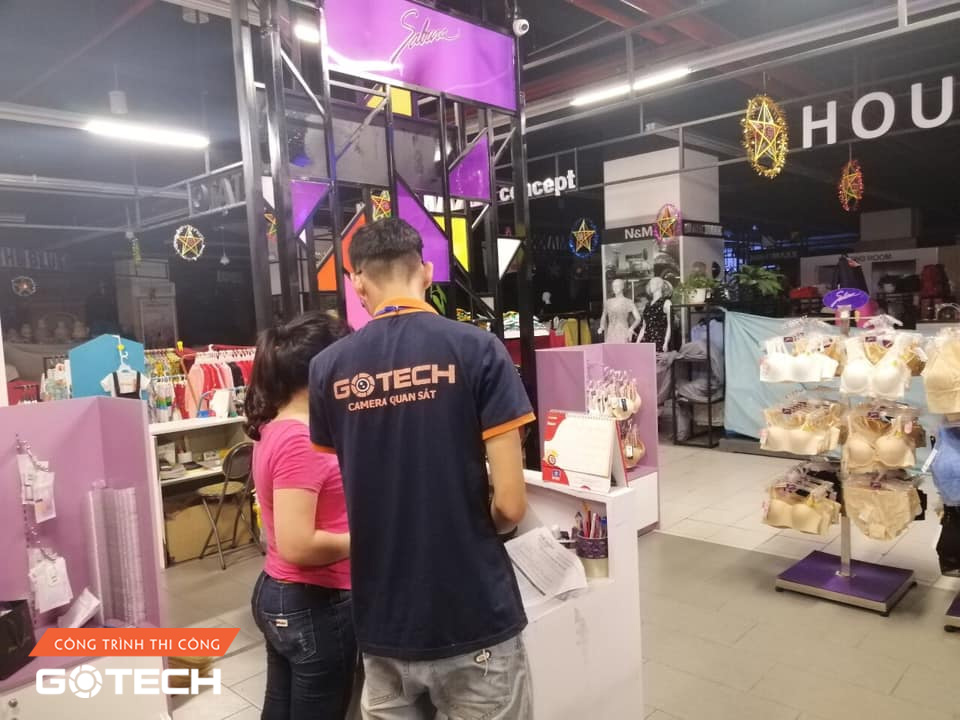 thi-cong-camera-sabina-chi-nhanh-lotte-mart-1