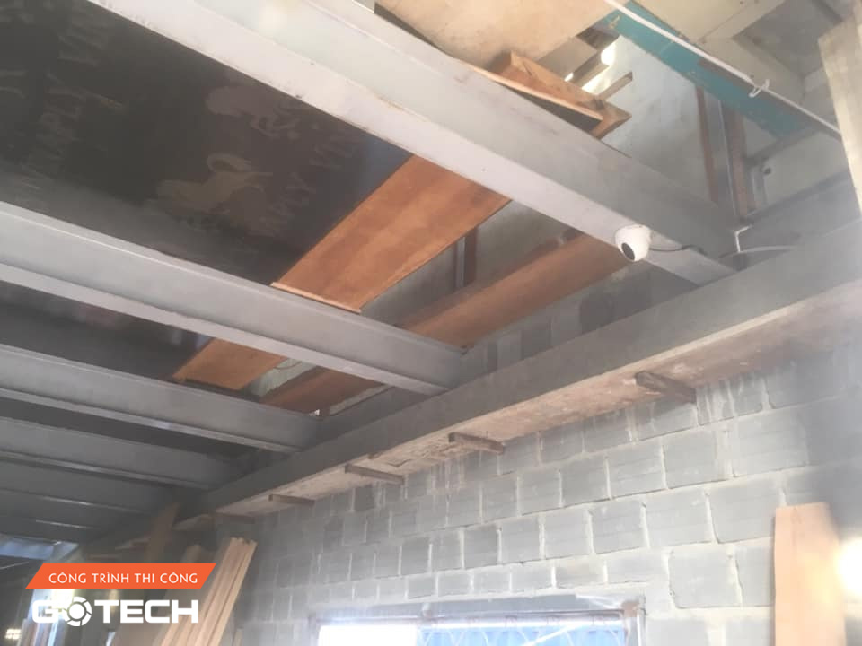 thi-cong-lap-dat-camera-noi-that-phan-khoang-6