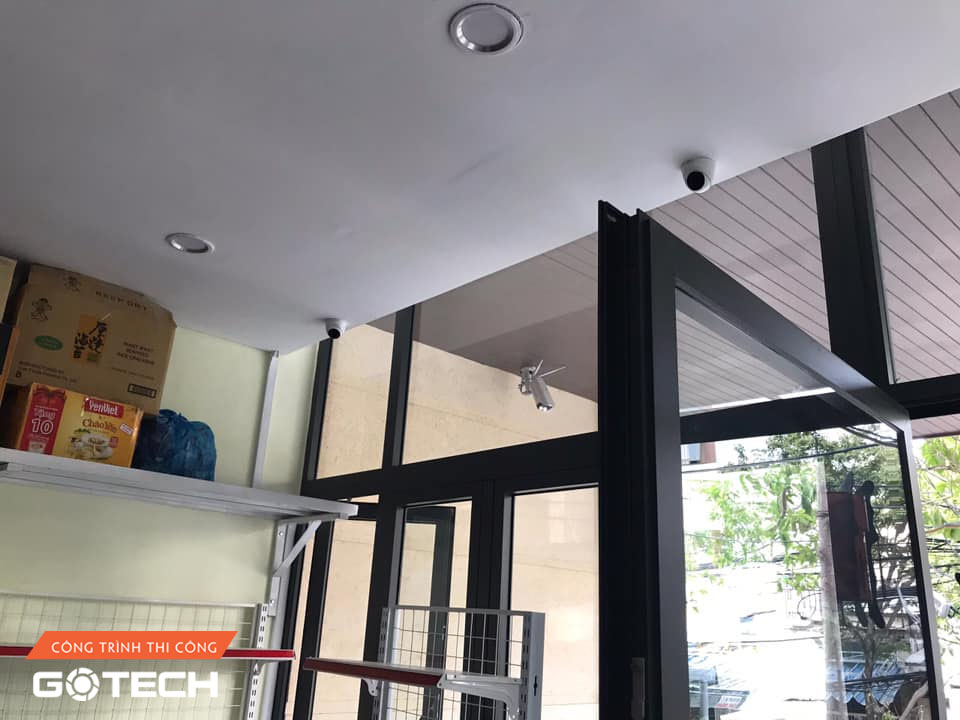 hinh-anh-lap-dat-camera-giam-sat-tai-histop-mart-cam-le