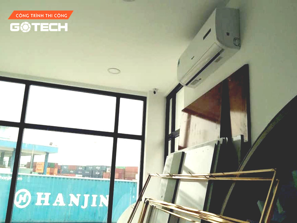 hinh-anh-thi-cong-camera-tai-cang-tien-sa-son-tra-da-nang-2