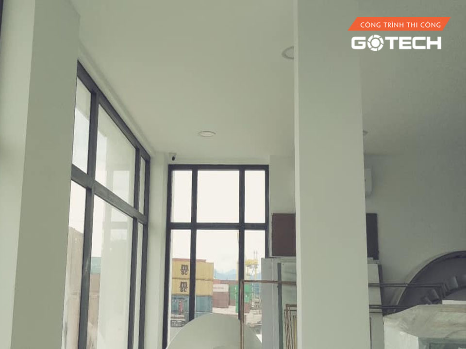 hinh-anh-thi-cong-camera-tai-cang-tien-sa-son-tra-da-nang-6