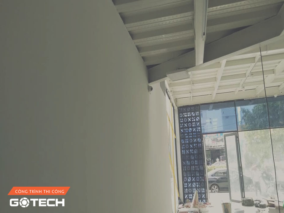 hinh-anh-thi-cong-va-lap-camera-quan-sat-tai-so-11-2-9-hai-chau