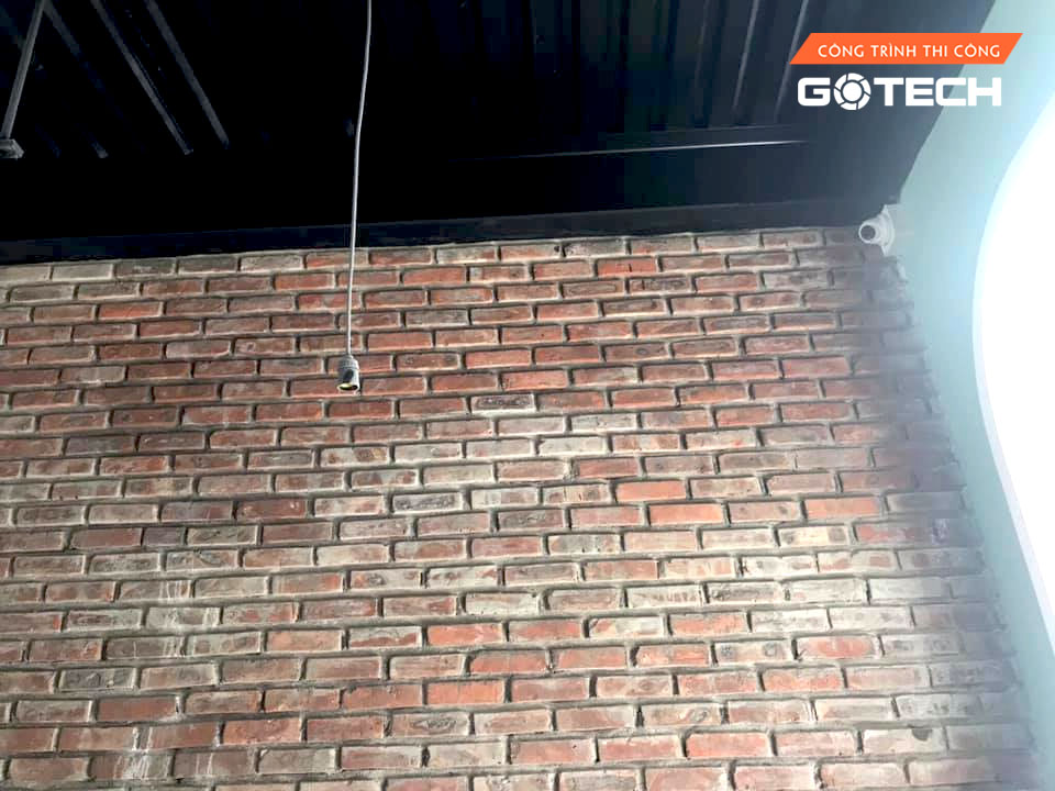 hinh-anh-thi-cong-camera-quan-sat-tai-135-le-quang-dao-1