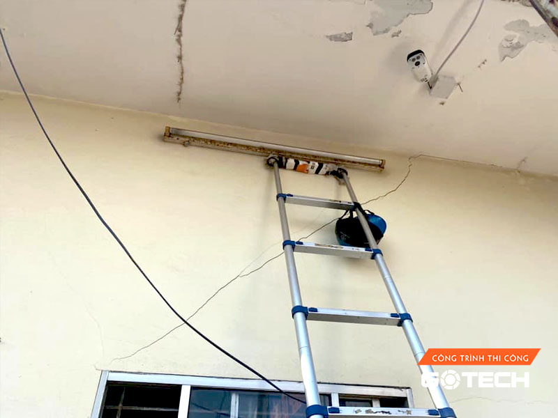 hinh-anh-thi-cong-camera-quan-sat-tai-733-truong-chinh-da-nang-2