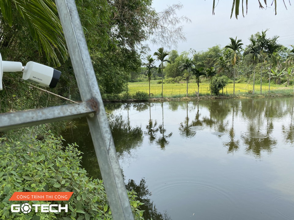 hinh-anh-thi-cong-camera-trang-trai-hoa-son-hoa-vang-2