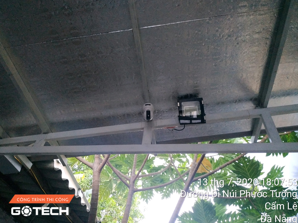 lap-dat-camera-ip-wifi-ebitcam-trong-nha-2