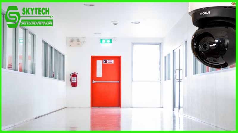 Giám Sát Cửa Ra Vào Và Lối Thoát Hiểm Của Quán Ăn