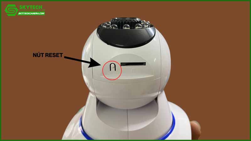 tai-sao-camera-yoosee-cu-bao-device-offline-du-van-sang-den-va-cam-nguon-on-dinh-1