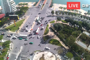 xem-live-camera-giam-sat-tu-tren-cao-o-cau-rong-da-nang